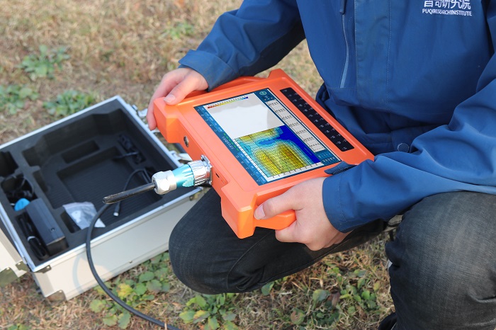 Groundwater detector