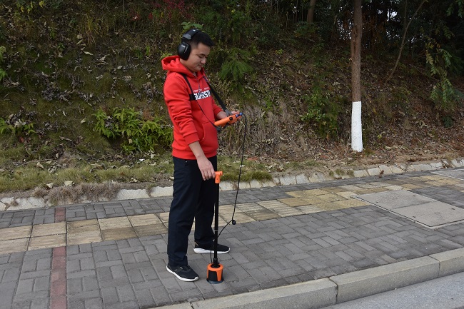 Pipeline leakage detector